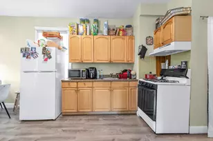 180 Chestnut St, Chelsea, MA 02150 - Photo 23