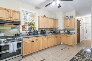 180 Chestnut St, Chelsea, MA 02150 - Photo 5