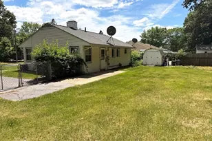 32 Crestmont, Springfield, MA 01108 - Photo 27
