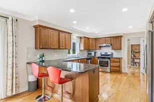 184 College Farm Rd, Waltham, MA 02451 - Photo 5
