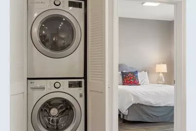 10 Essex St. #307, Cambridge, MA 02139 - Photo 5
