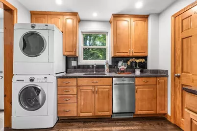 21 Elizabeth Street, Stoughton, MA 02072 - Photo 5
