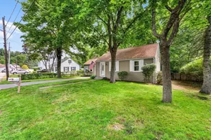 21 Elizabeth St, Stoughton, MA 02072 - Photo 19
