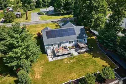 46 Pomeroy Street, Easthampton, MA 01027 - Photo 3