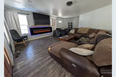 515 Keys, Warren, MA 01083 - Photo 3