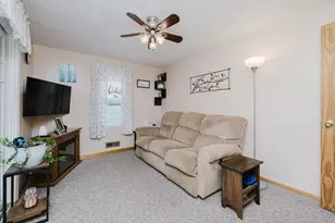 79 Bergeron St, Seekonk, MA 02771 - Photo 17