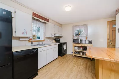 79 Bergeron Street, Seekonk, MA 02771 - Photo 7
