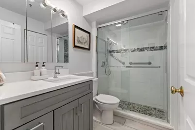 350 Revere Beach Blvd #13R, Revere, MA 02151 - Photo 17