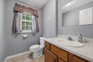 22 Sharlene Ln, Plainville, MA 02762 - Photo 9