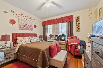 562 Main St, Medford, MA 02155 - Photo 9