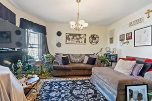 562 Main St, Medford, MA 02155 - Photo 5