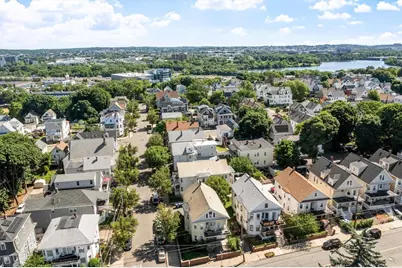 562 Main St, Medford, MA 02155 - Photo 25
