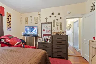 562 Main St, Medford, MA 02155 - Photo 9