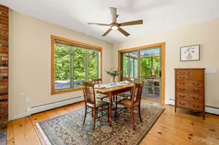 4 Swallow Ln, Dunstable, MA 01827 - Photo 9