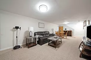 37 Davis St, Mansfield, MA 02048 - Photo 29