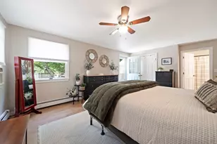 37 Davis St, Mansfield, MA 02048 - Photo 21