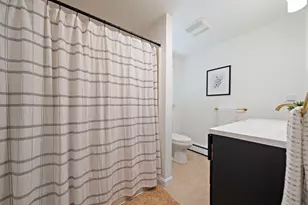 37 Davis St, Mansfield, MA 02048 - Photo 23