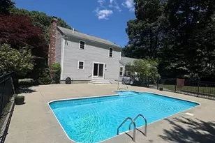 35 Houde St, Marlborough, MA 01752 - Photo 5