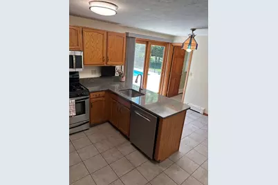 35 Houde St, Marlborough, MA 01752 - Photo 9