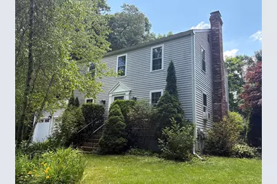35 Houde St, Marlborough, MA 01752 - Photo 1