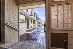 33 Maplewood Ave, Gloucester, MA 01930 - Photo 27