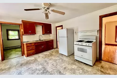 35 Prospect St #2, Spencer, MA 01562 - Photo 3
