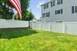 29 Ash St, Waltham, MA 02453 - Photo 27