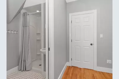 29 Ash Street, Waltham, MA 02453 - Photo 19
