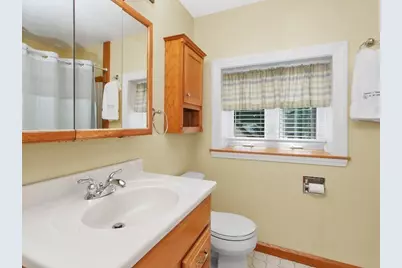 29 Ash Street, Waltham, MA 02453 - Photo 25