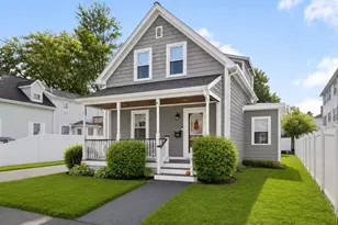 29 Ash St, Waltham, MA 02453 - Photo 31