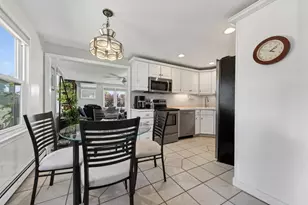 8 Standish Ave, Hull, MA 02045 - Photo 5
