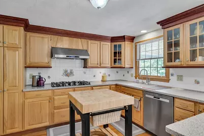 2 Sandspur Lane, North Reading, MA 01864 - Photo 5