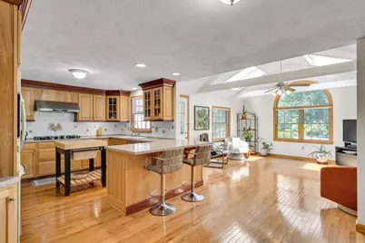 2 Sandspur Lane, North Reading, MA 01864 - Photo 3