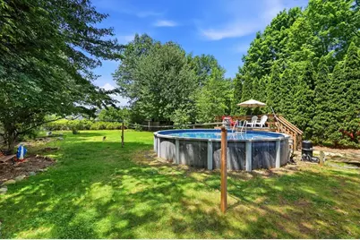 105 Pine St, West Springfield, MA 01089 - Photo 33