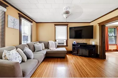 105 Pine St, West Springfield, MA 01089 - Photo 7
