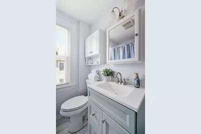 105 Pine St, West Springfield, MA 01089 - Photo 21