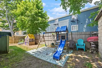 47 Wallis St, Beverly, MA 01915 - Photo 33