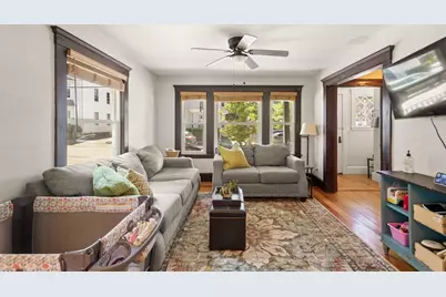 47 Wallis St, Beverly, MA 01915 - Photo 11