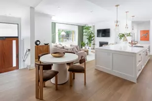 45 Temple St, Boston, MA 02114 - Photo 3