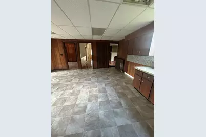 33 Burbank St, Millbury, MA 01527 - Photo 15