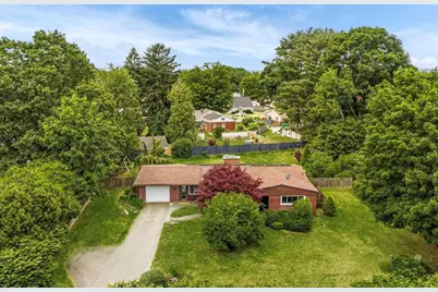 6 Valley Ln, Easthampton, MA 01027 - Photo 3