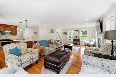 4 N Hills Ln, Wilbraham, MA 01095 - Photo 7