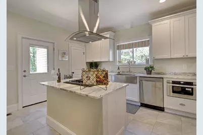 287 Walnut Ave, Boston, MA 02119 - Photo 5
