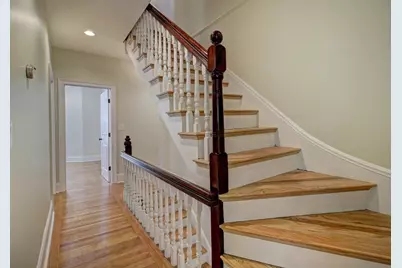 287 Walnut Ave, Boston, MA 02119 - Photo 15