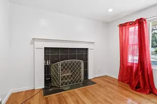 881 Roosevelt Ave, Springfield, MA 01109 - Photo 11