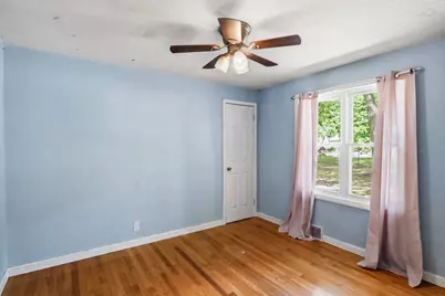 881 Roosevelt Ave, Springfield, MA 01109 - Photo 17