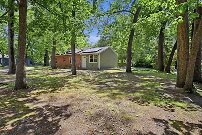881 Roosevelt Ave, Springfield, MA 01109 - Photo 35