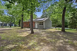 881 Roosevelt Ave, Springfield, MA 01109 - Photo 33