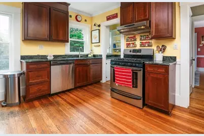 322 Lagrange St #1, Boston, MA 02132 - Photo 5