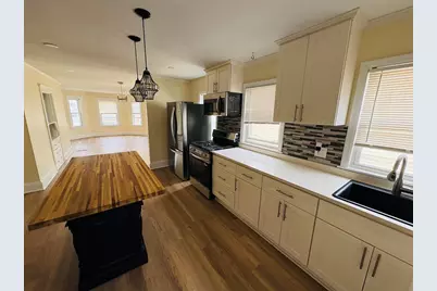 19 Bellingham Ave #19, Everett, MA 02149 - Photo 7